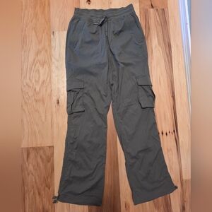 Lululemon Athletica Dance Studio Relaxed-Fit Mid-Rise Cargo Pant Size XS Green